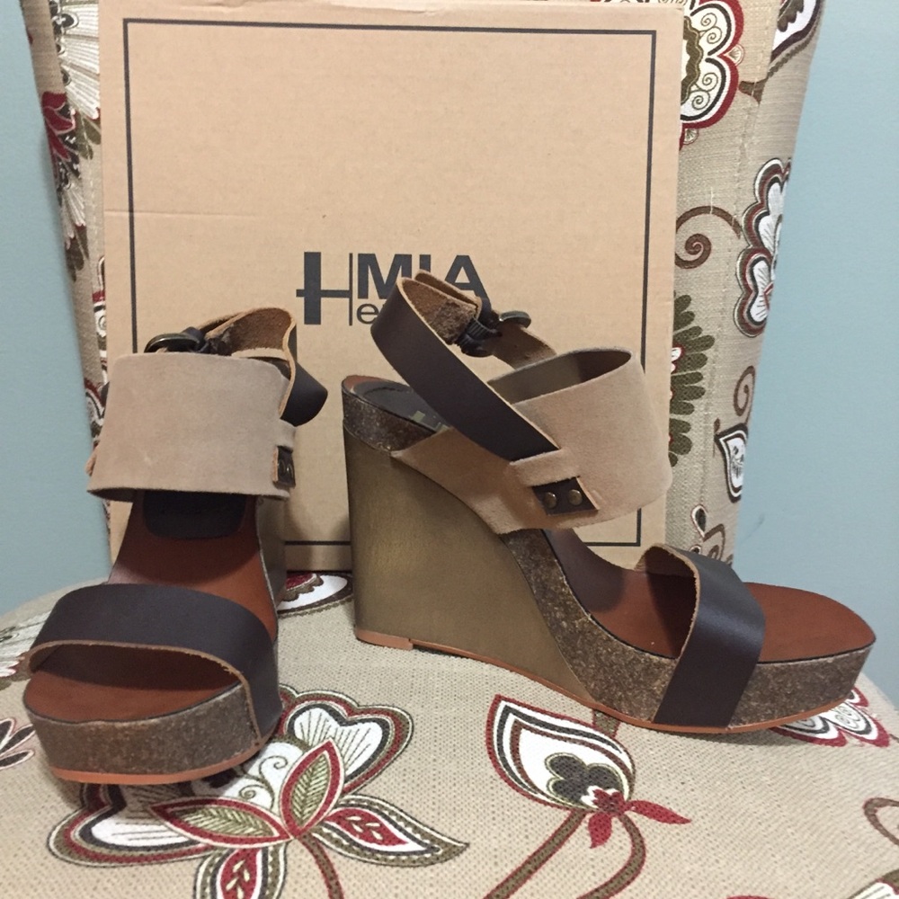 Mia Heritage New Wedge Sandals
